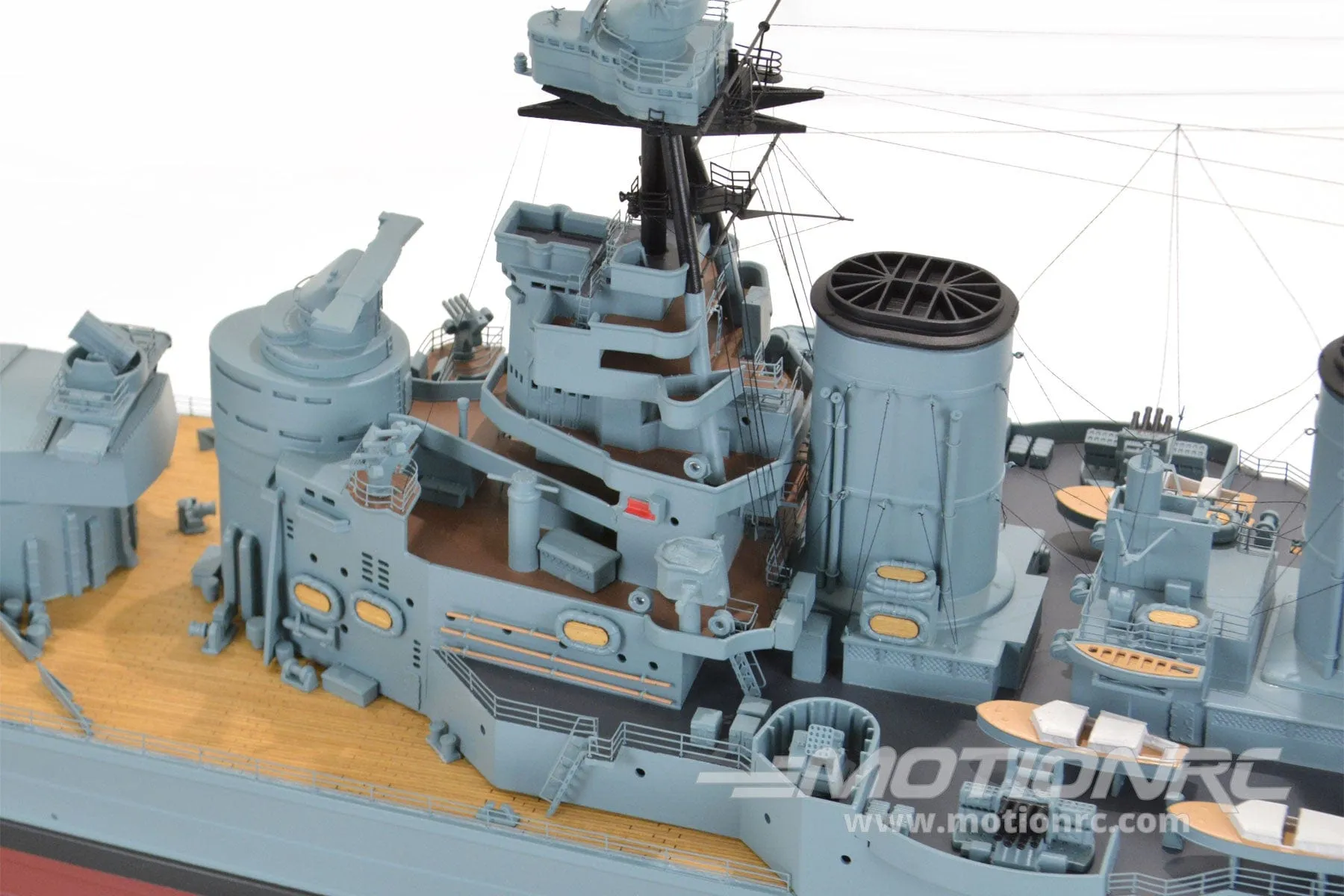 Bancroft HMS Hood 1/200 Scale 1300mm (50.7") British Battleship - RTR